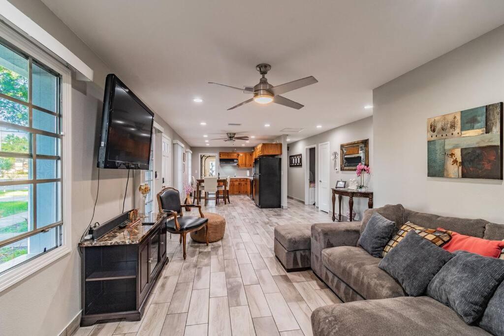 Town 'N' Country Cozy Corner, Your Florida Fun Hub Tampa Exterior foto